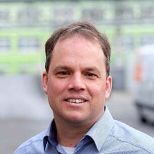 Portraitbild von Frank Stenger - Sprecher auf dem Engineering Summit 2025