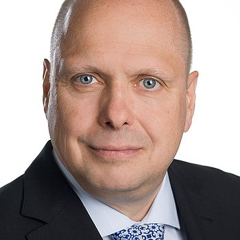 Dr. Tobias Lücke
